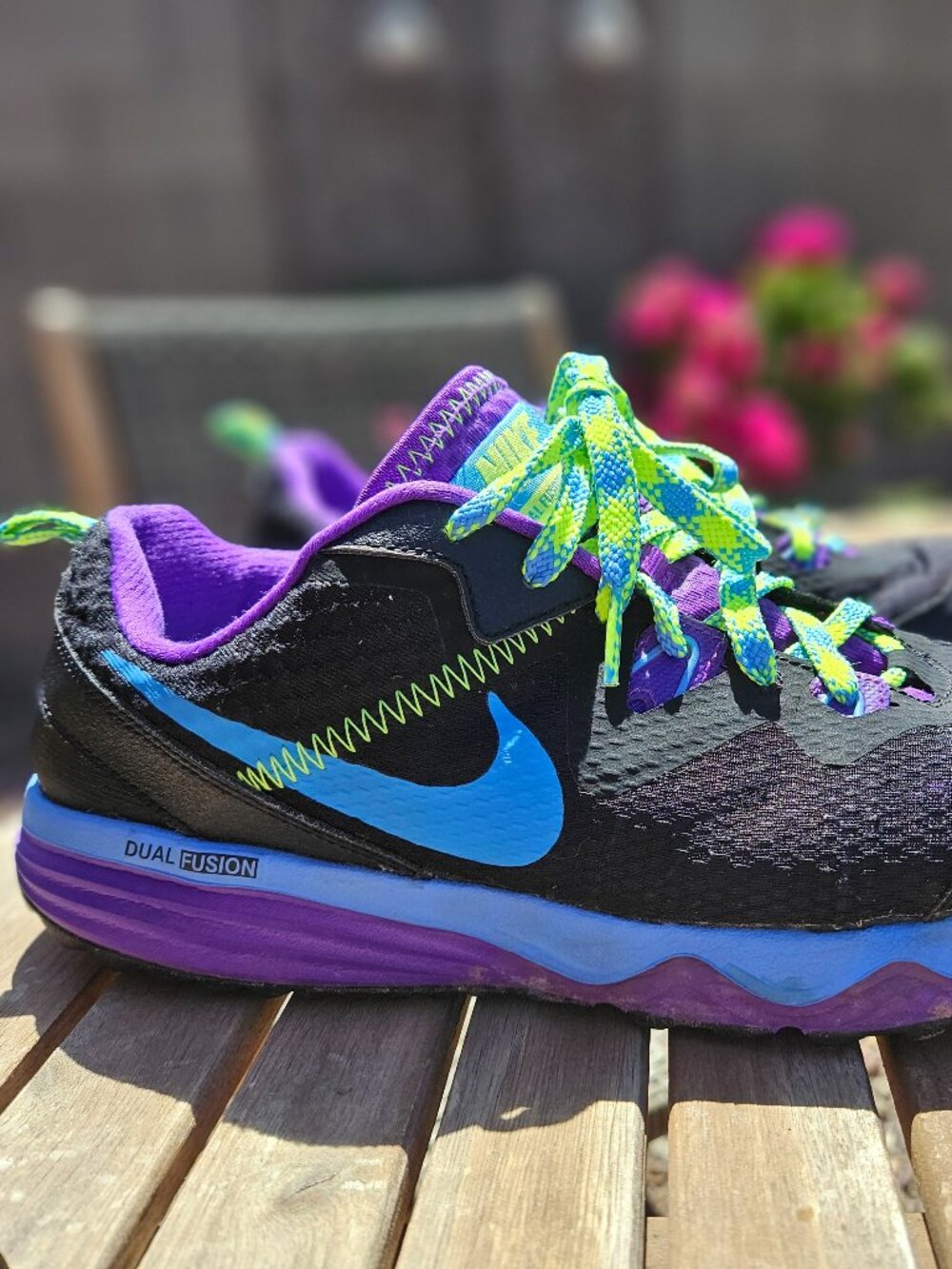 Nike Dual Fusion Trail Running Shoes Women's 10 Black Purple Neon Gorpcore
